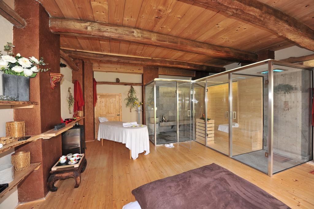 La Madernassa Resort - Casalora Dimora Storica Di Charme Guarene Εξωτερικό φωτογραφία